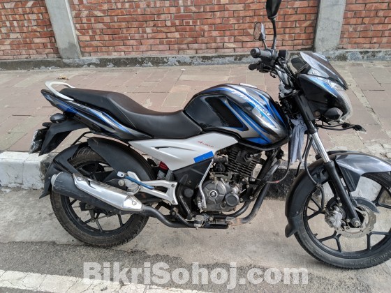 Discover 125 ST 4v (2019 registration)